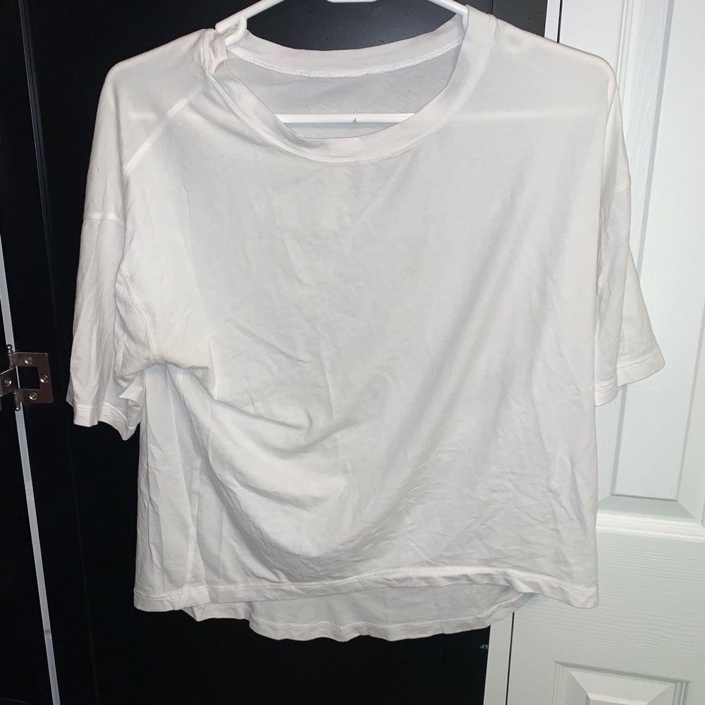 LULU LEMON TEE